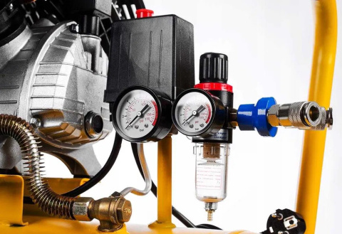 KOMPRESOR olejowy 50L 2T 230V KOMPRESOR olejowy 50L 2T 230V