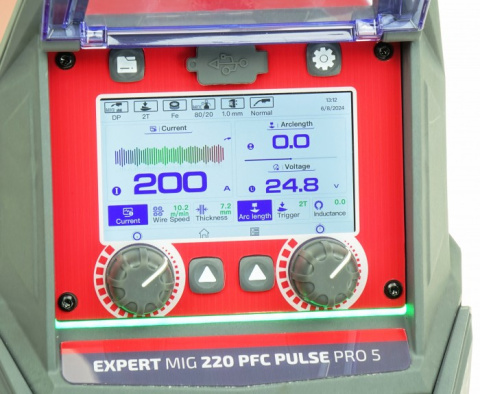 Półautomaty spawalnicze EXPERT MIG 220 PFC PULSE Pro5 LCD Seria PRO Półautomaty spawalnicze EXPERT MIG 220 PFC PULSE Pro5 LCD Seria PRO