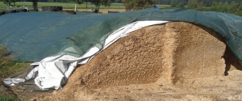 Folia pryzmowa kiszonkarska 12x33 100mikr PLUS czarno-biała SILO-VIT